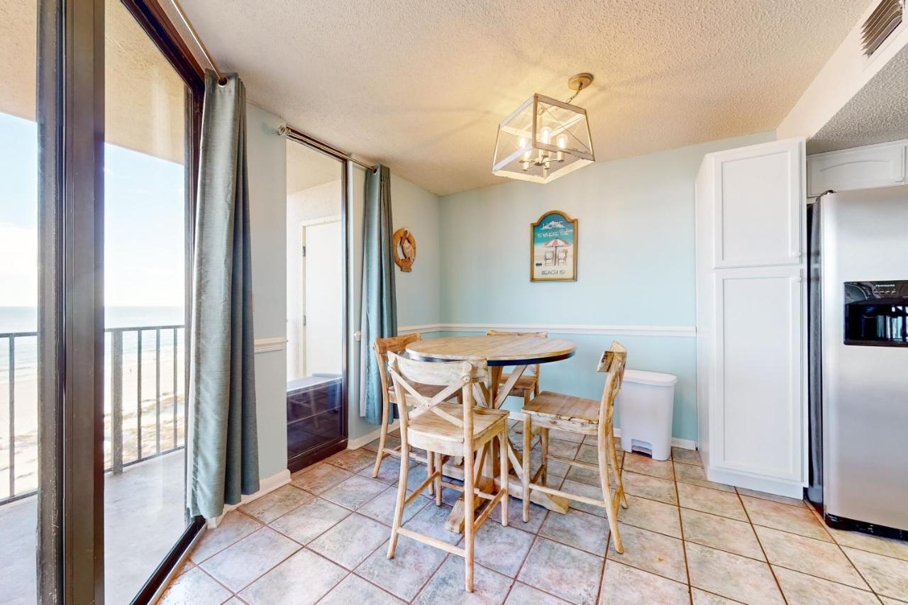 Phoenix East 702 Apartment